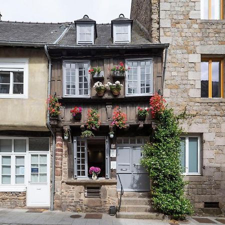 La Belle A Colombage Villa Динан Екстериор снимка